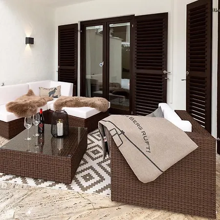 Alpen-ferienwohnung Ginova 아파트